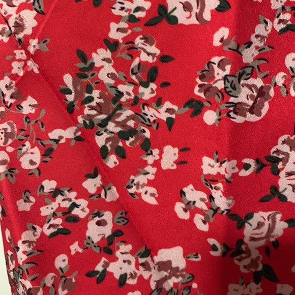 LAST 1️⃣ 🤍Red V-neck Flounce Sleeve Floral Print Top - Picture 8 of 8